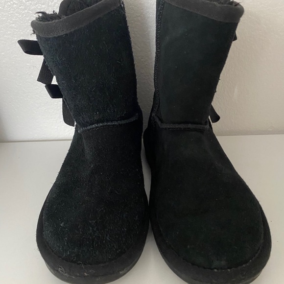 Koolaburra by Ugg Black Victoria short boot - Picture 5 of 8